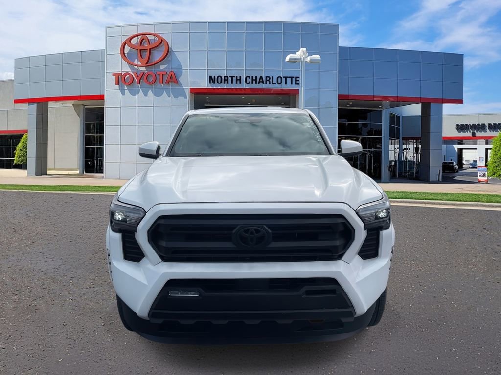Used 2025 Toyota Tacoma SR5 image 5