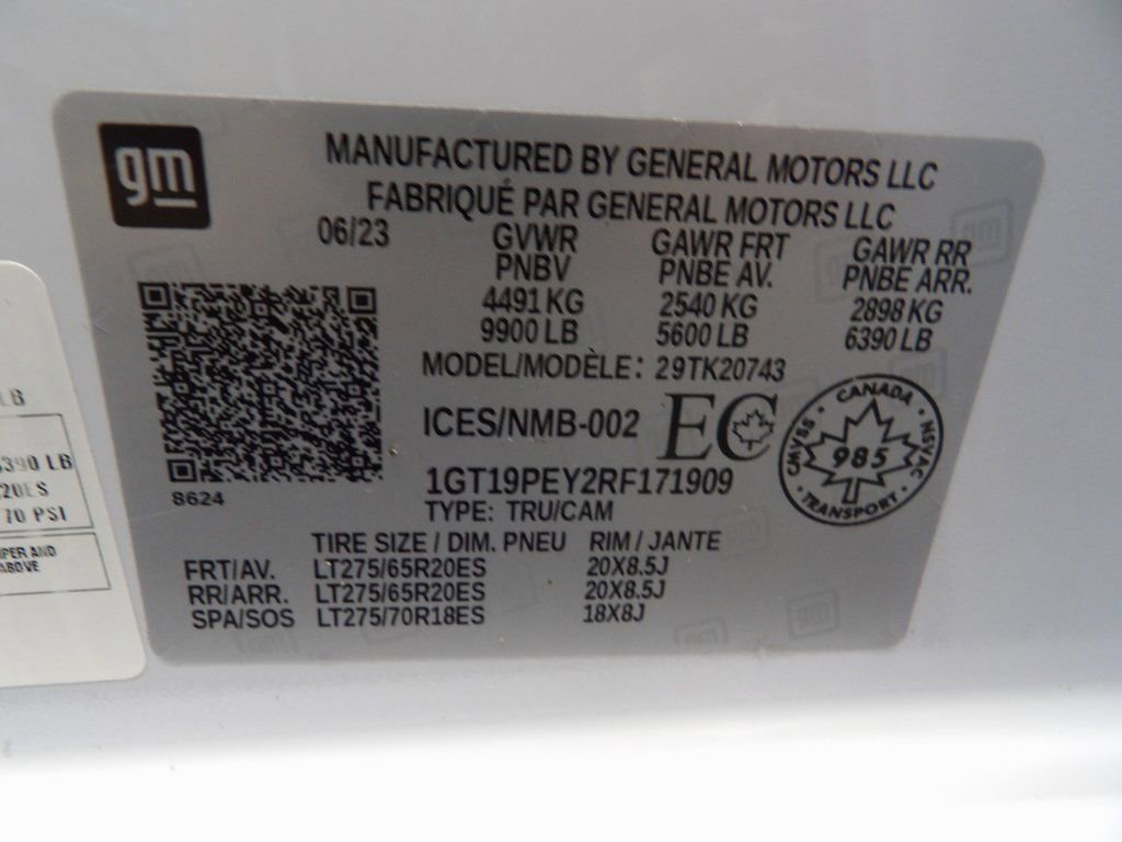 Used 2024 GMC Sierra 2500 AT4 w/ AT4 Premium Plus Package image 64