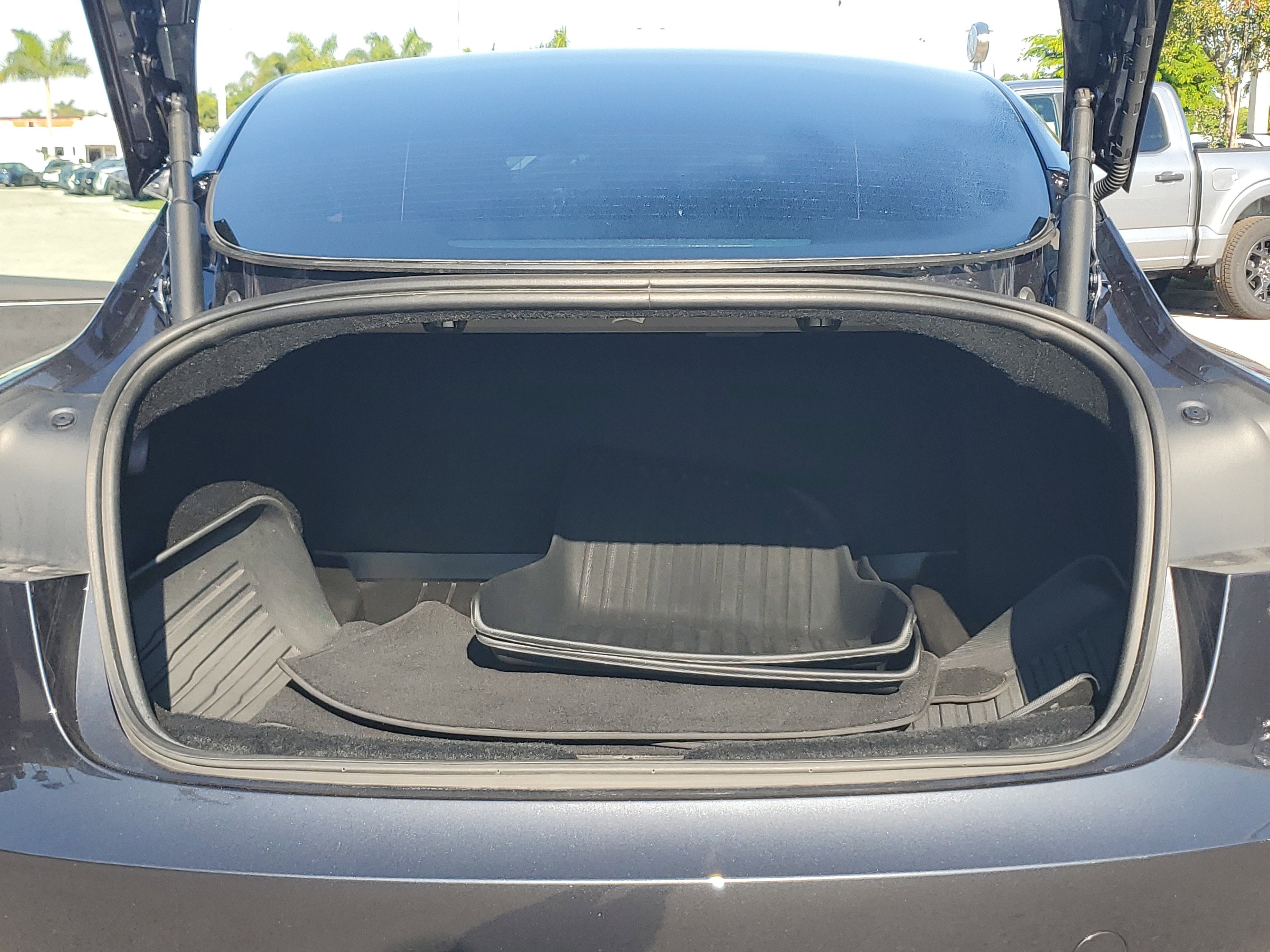 Used 2024 Tesla Model 3 Performance image 27