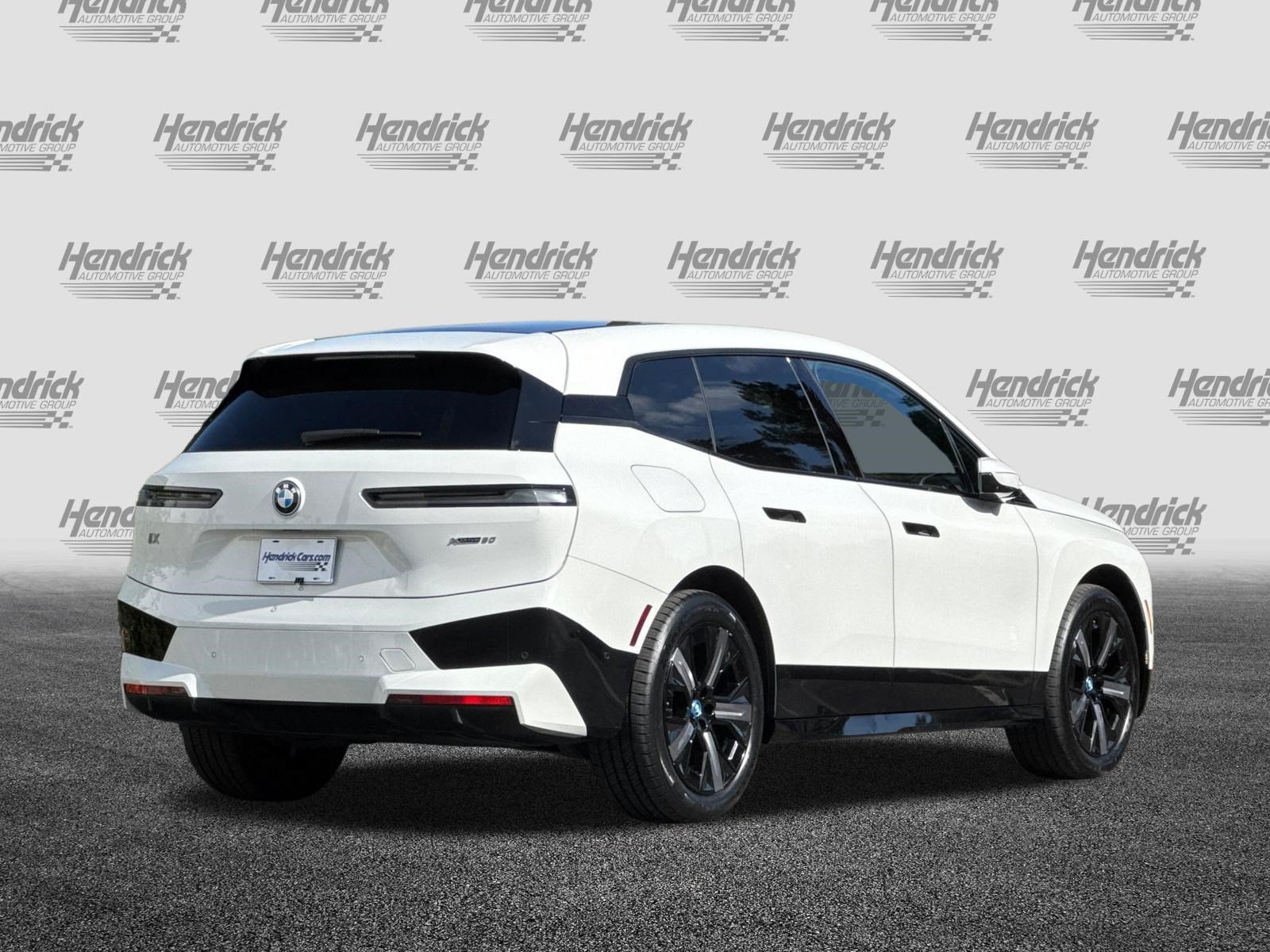 Certified 2024 BMW iX xDrive50 w/ Sport Package AWD/4WD image 5