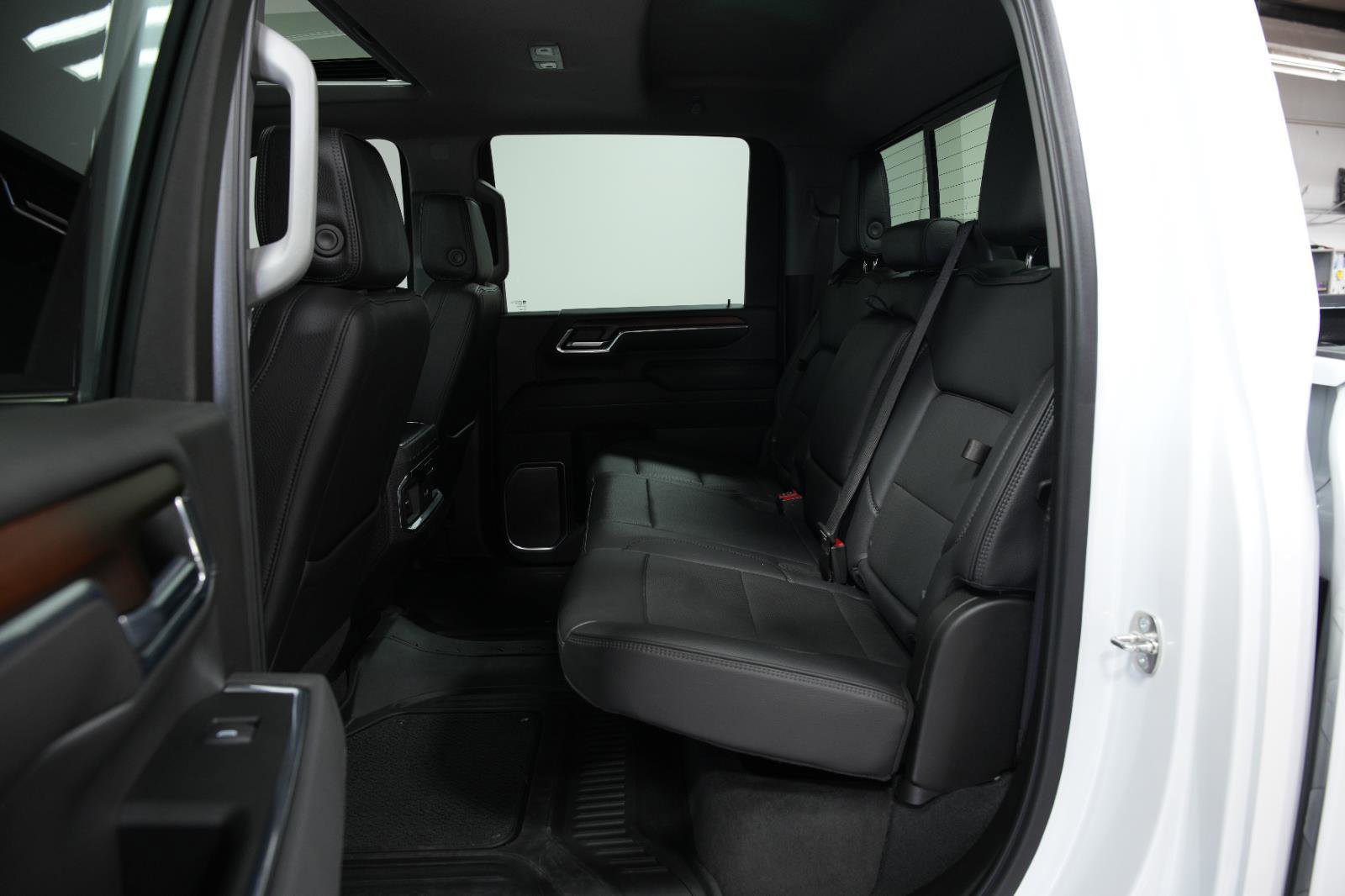 Used 2024 GMC Sierra 2500 Denali w/ Denali Reserve Package image 20