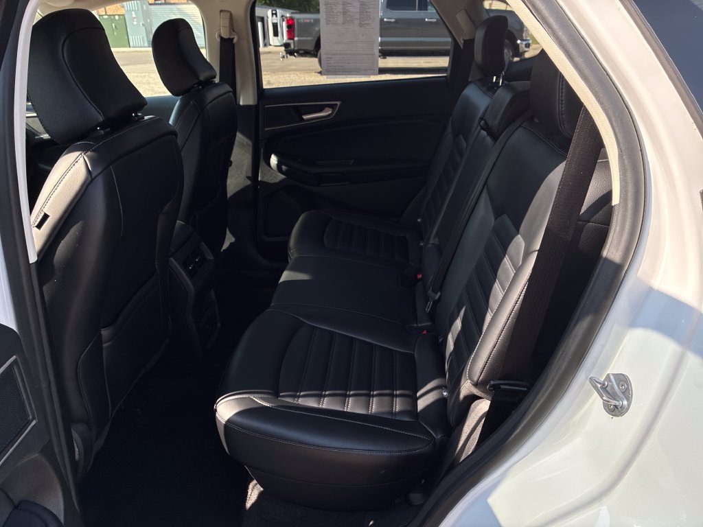 Used 2024 Ford Edge SEL AWD/4WD image 23