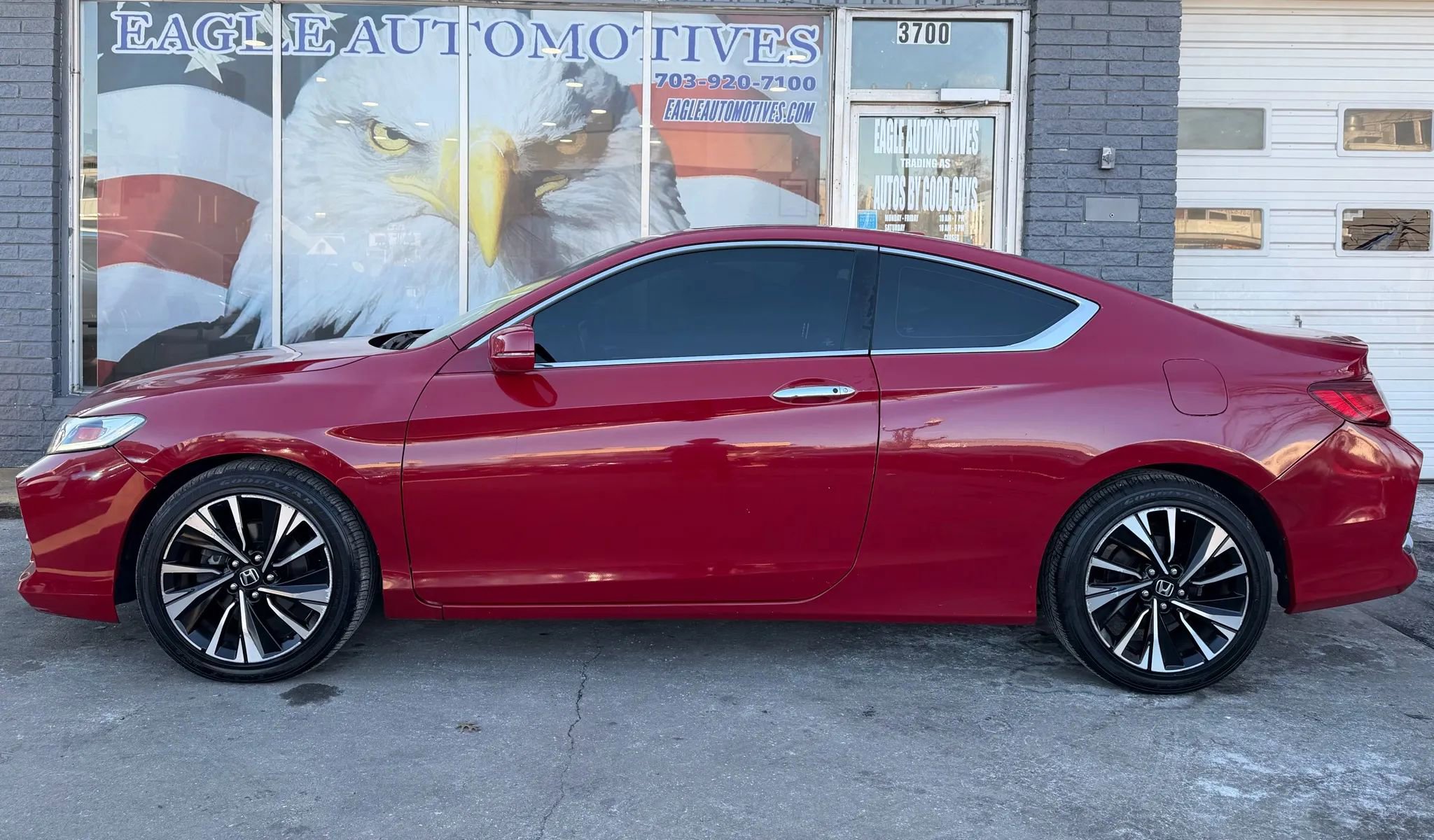 Used 2017 Honda Accord EX-L image 2