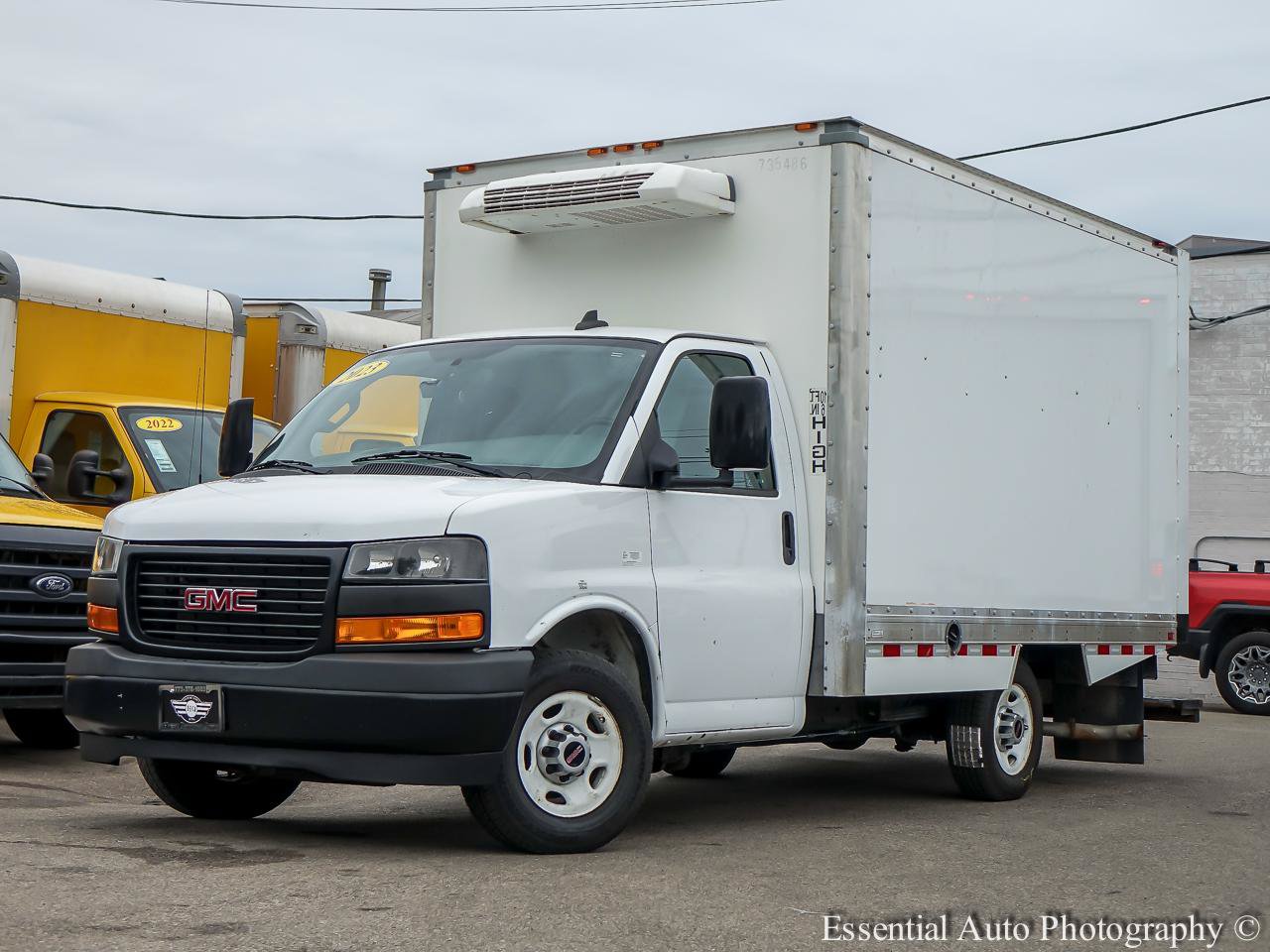 Used 2023 GMC Savana 3500 w/ Power Convenience Package RWD image 2