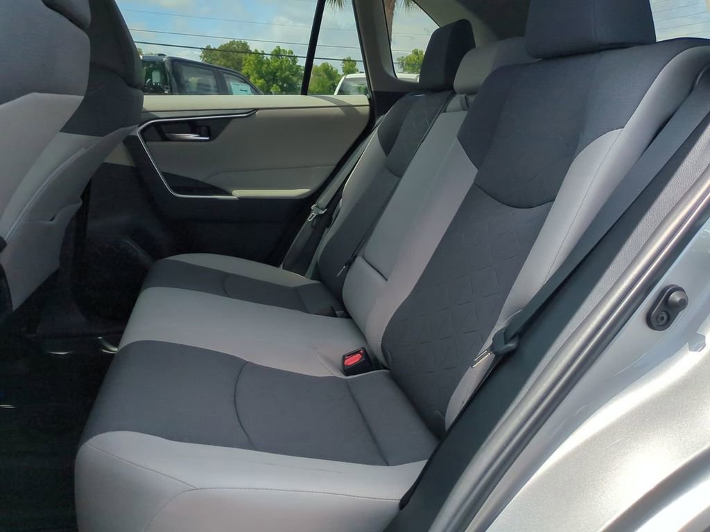 Used 2023 Toyota RAV4 XLE image 15