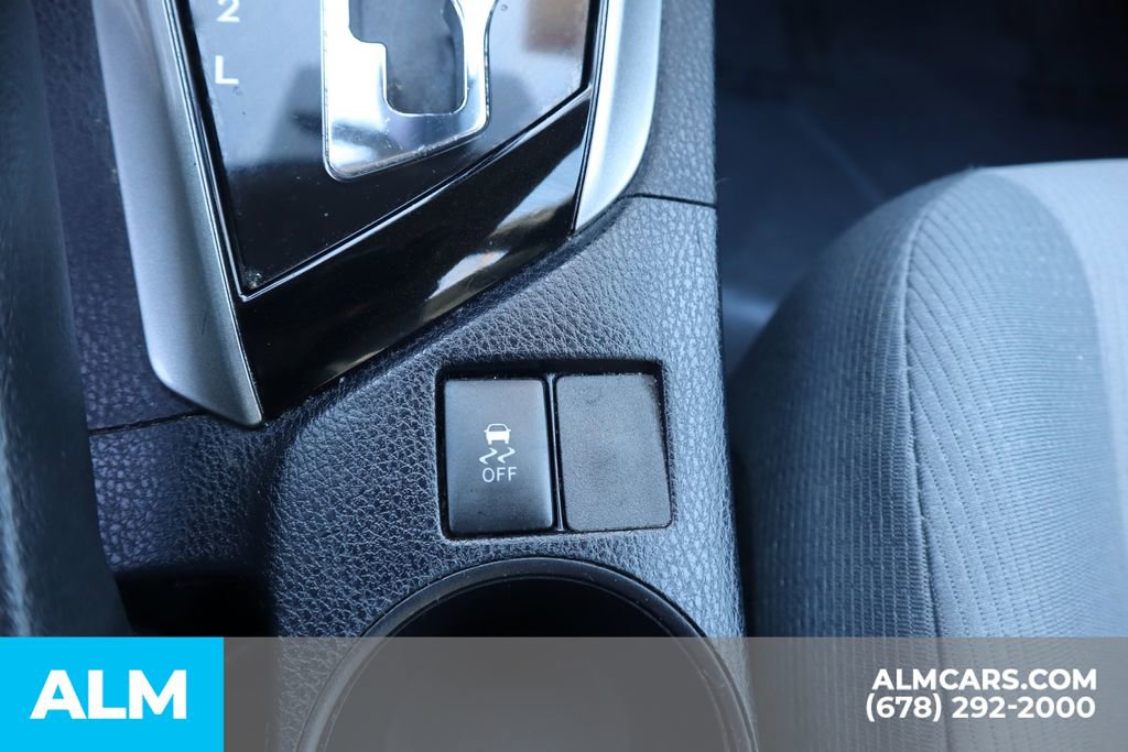 Used 2014 Toyota Corolla L FWD image 35