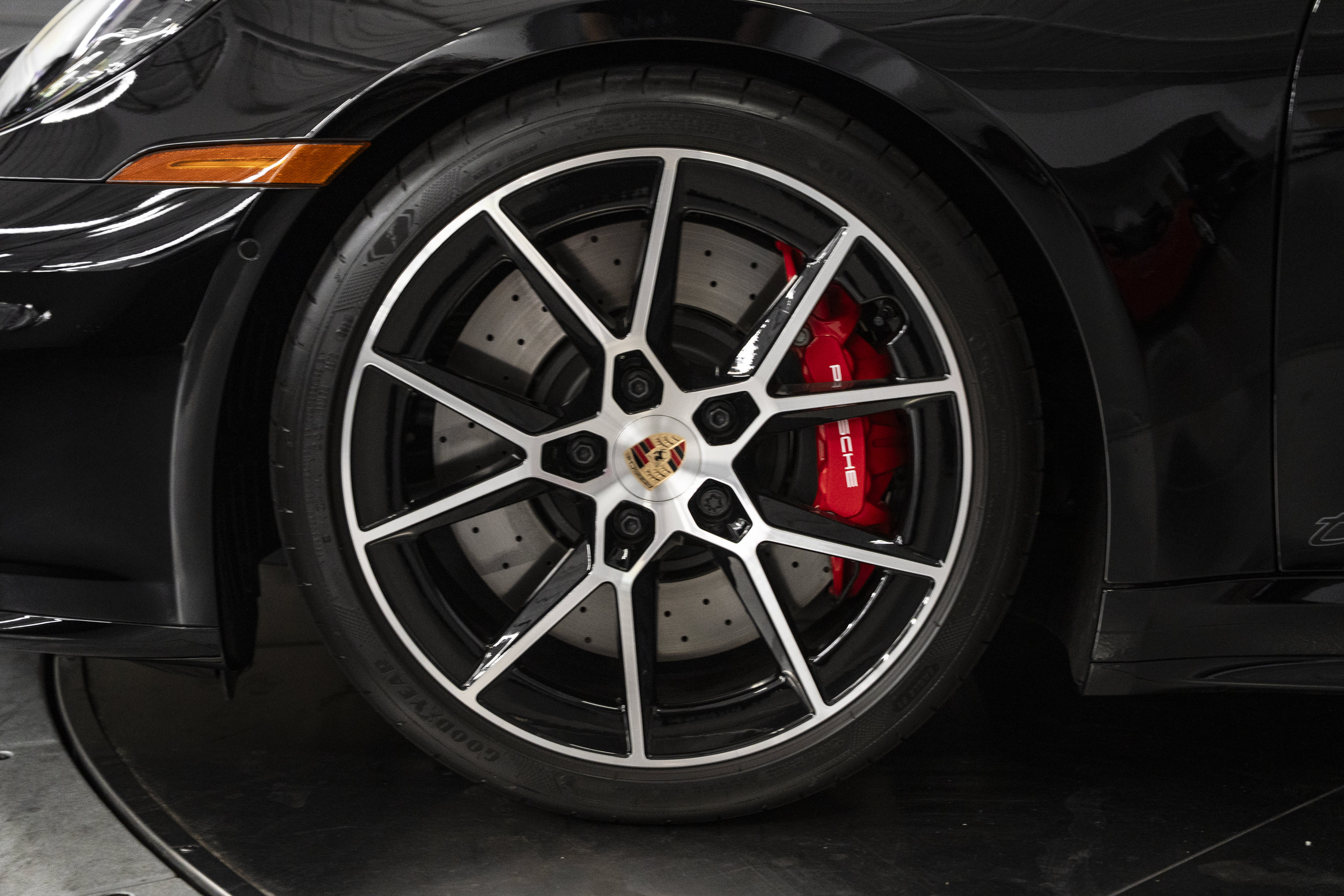 Used 2026 Porsche 911 Carrera 4 GTS AWD/4WD image 16