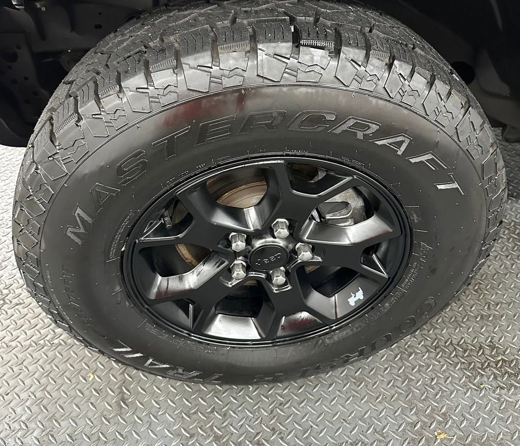 Used 2022 Jeep Wrangler Unlimited Sport image 7