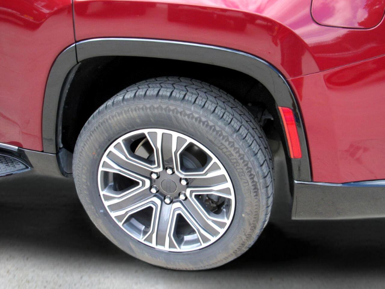 Used 2024 Jeep Wagoneer Series II image 4