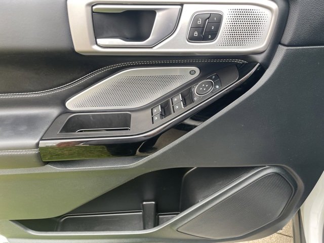 Used 2024 Ford Explorer ST w/ Technology Package image 19