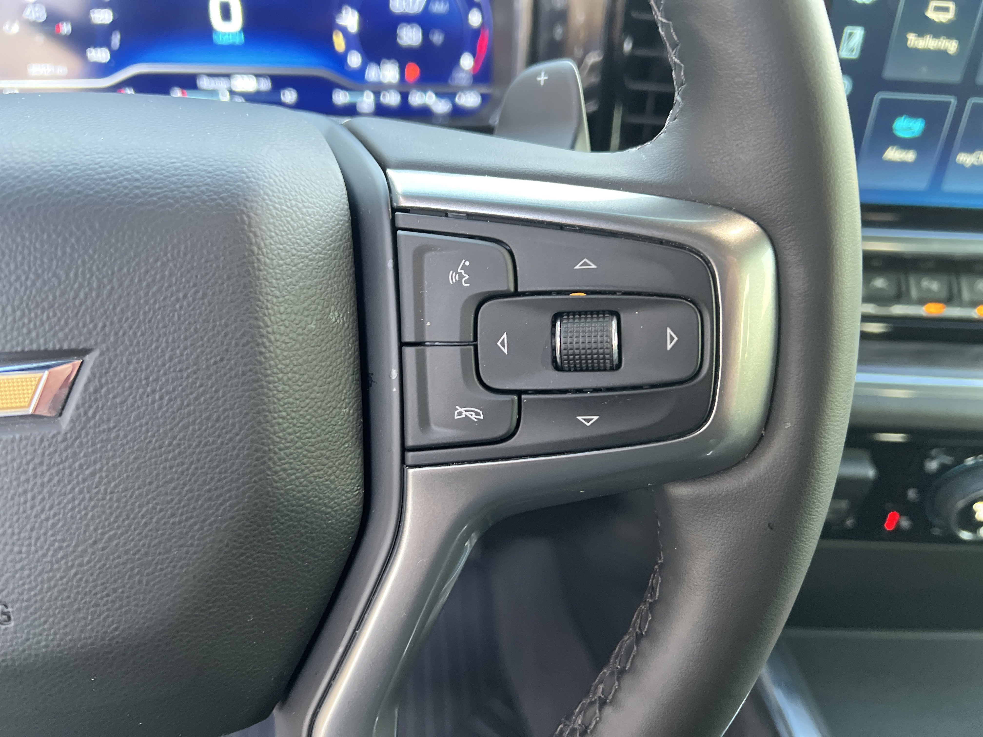 Used 2023 Chevrolet Silverado 1500 LTZ w/ Technology Package image 20