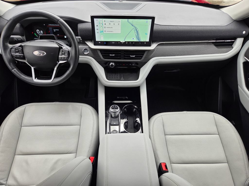 Used 2025 Ford Explorer Platinum w/ Ultimate Package RWD image 9