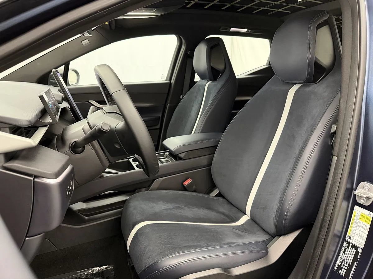 Used 2023 Fisker Ocean One AWD/4WD image 10