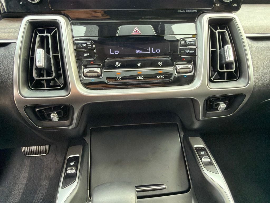Certified 2023 Kia Sorento S w/ Panoramic Sunroof Package AWD/4WD image 23