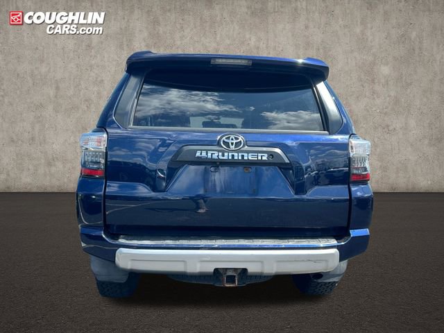 Used 2018 Toyota 4Runner TRD Off-Road Premium AWD/4WD image 5