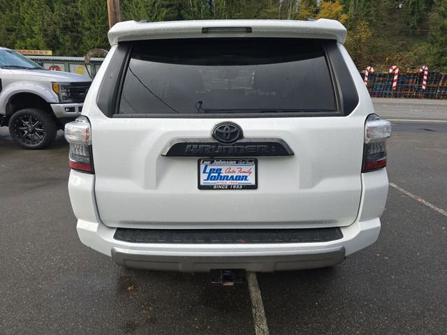 Used 2022 Toyota 4Runner TRD Off-Road image 5