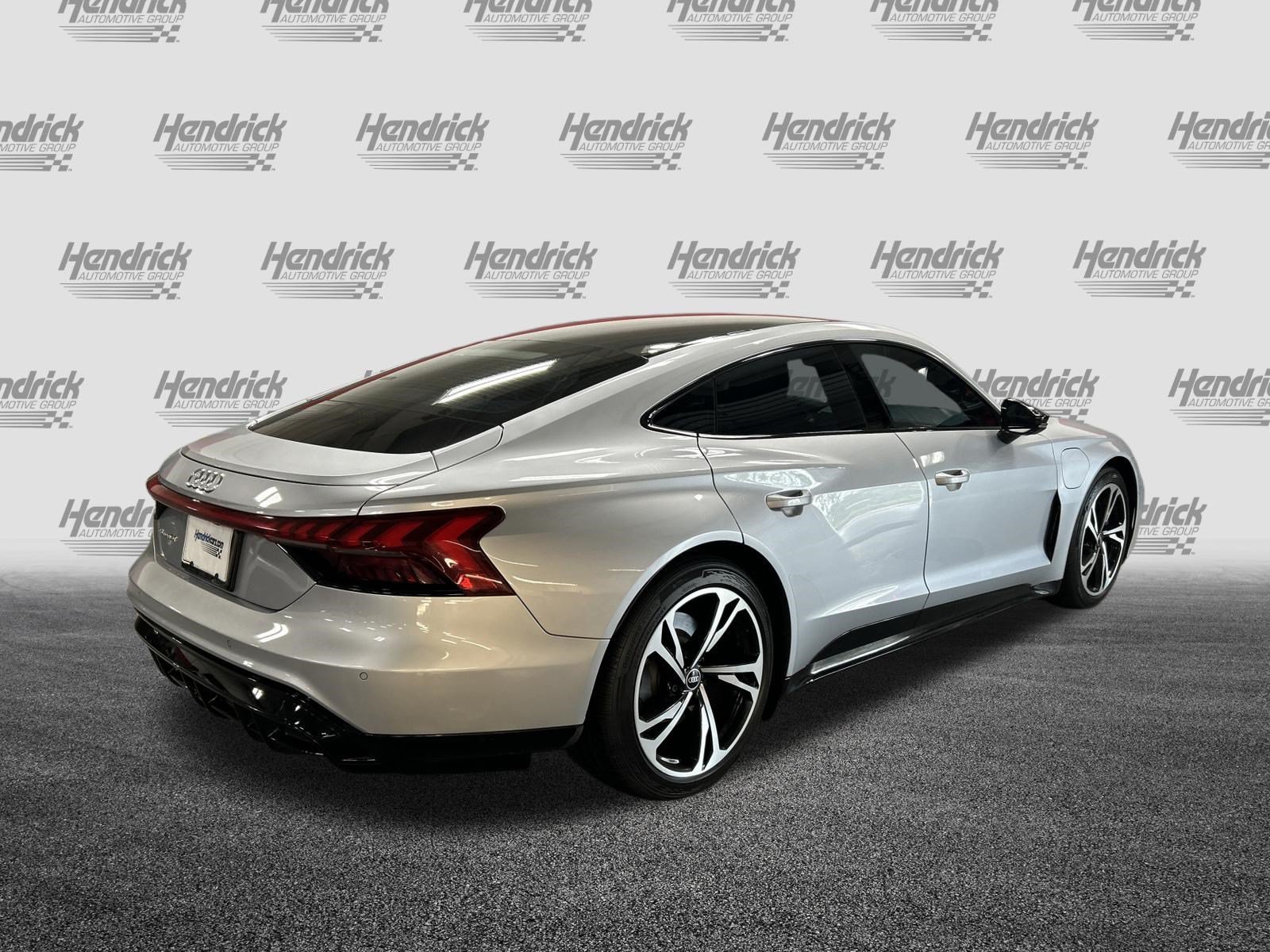 Used 2022 Audi e-tron GT Premium Plus w/ Performance Package AWD/4WD image 11