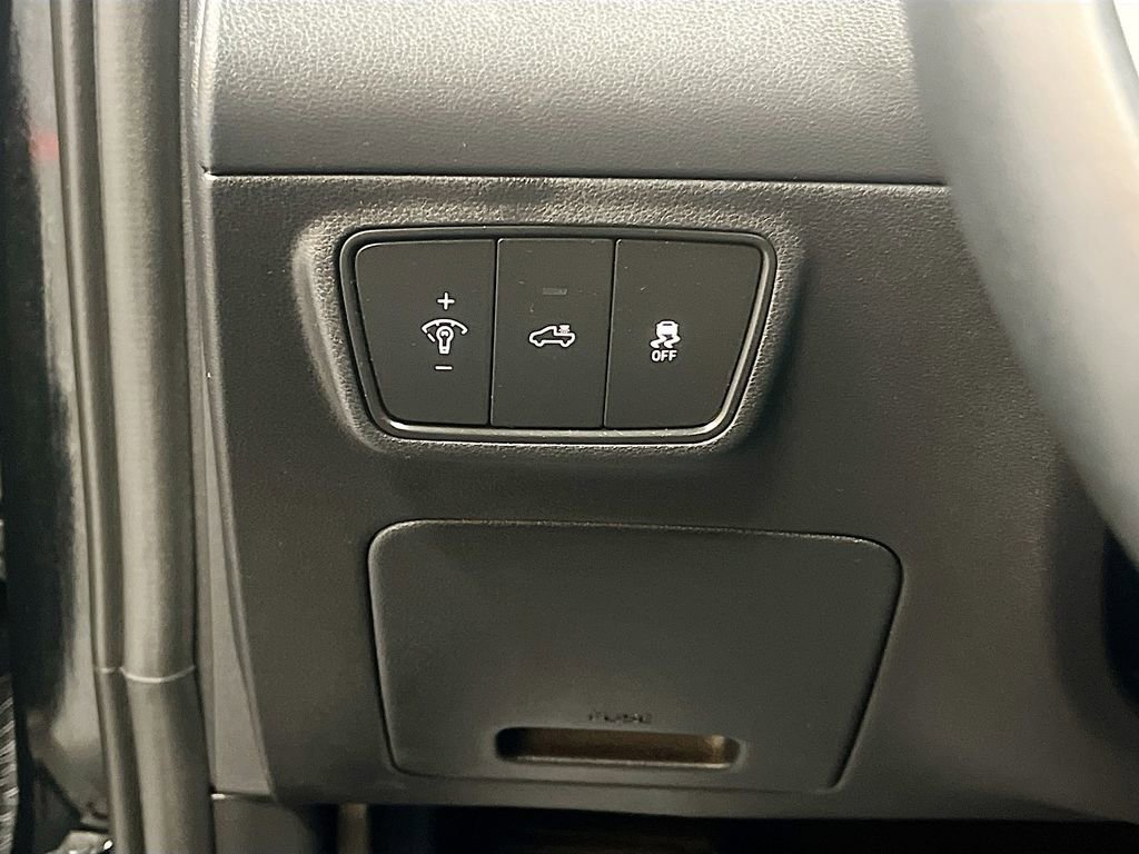 Used 2024 Hyundai Santa Cruz Limited image 10