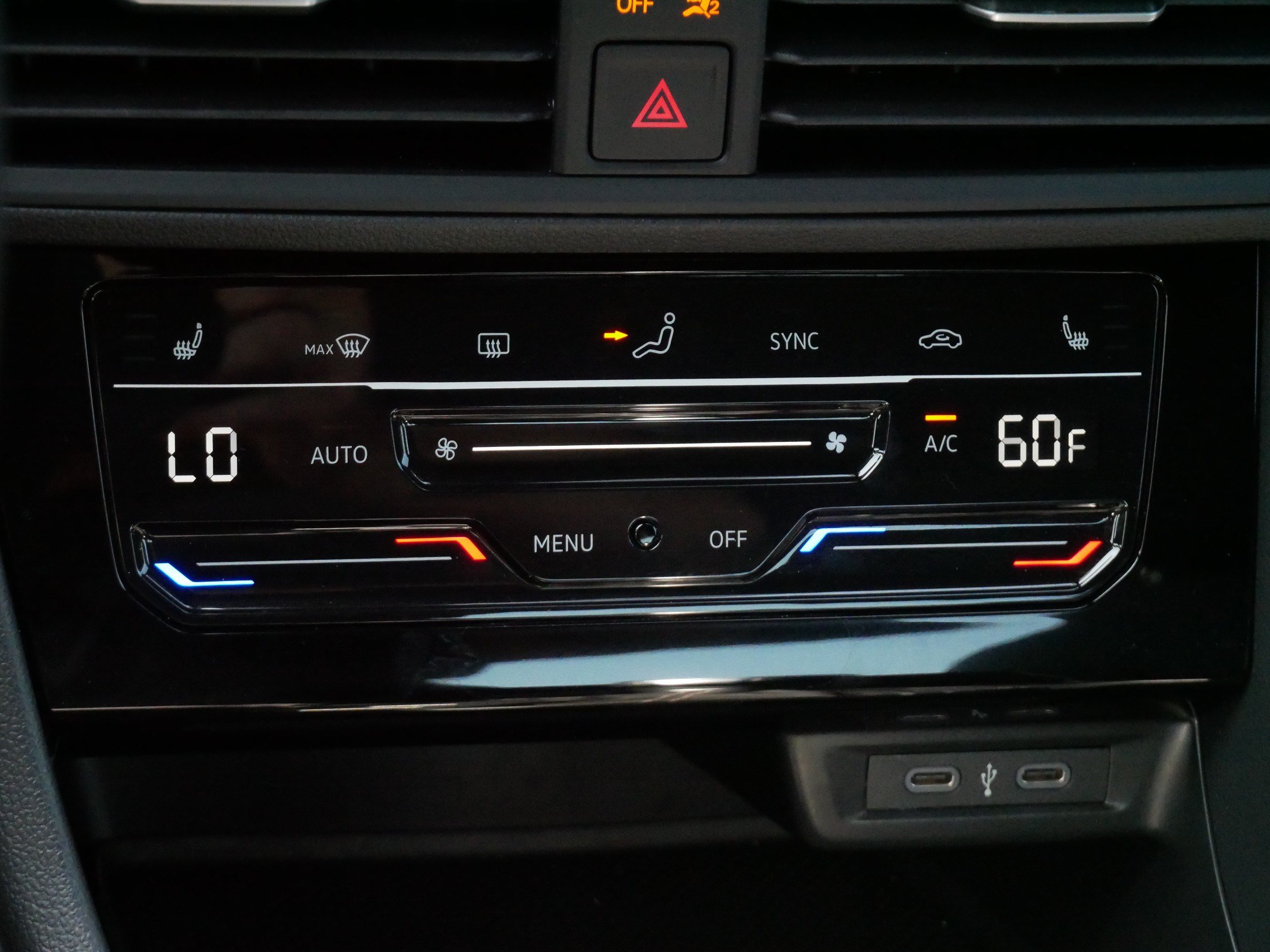 Certified 2025 Volkswagen Jetta Sport FWD image 23