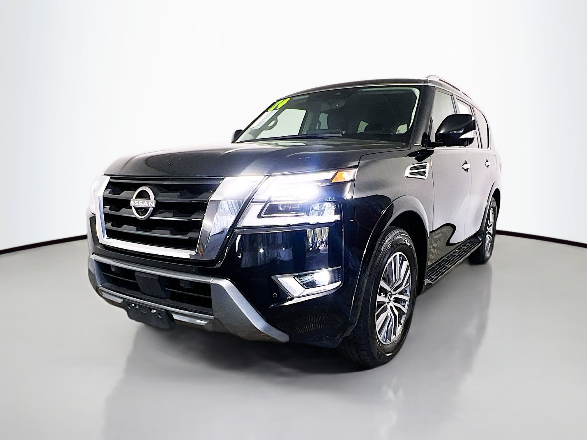 Used 2024 Nissan Armada SL image 10