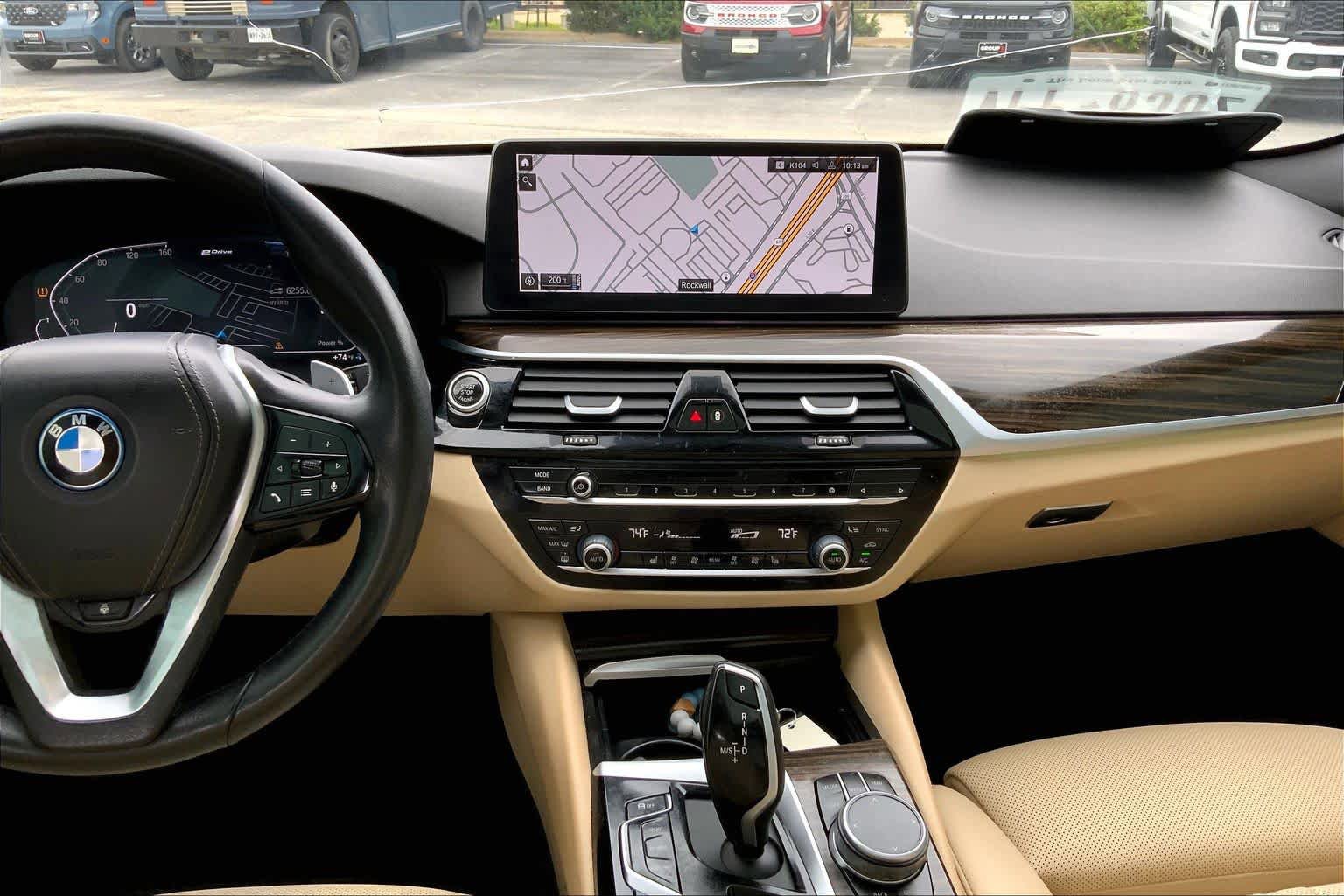 Used 2023 BMW 530e RWD image 7