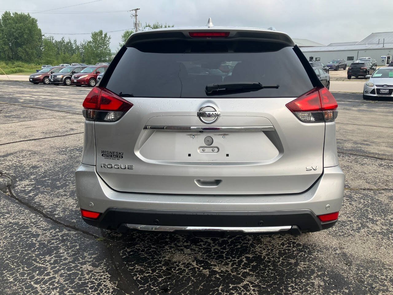Used 2020 Nissan Rogue SV FWD image 4