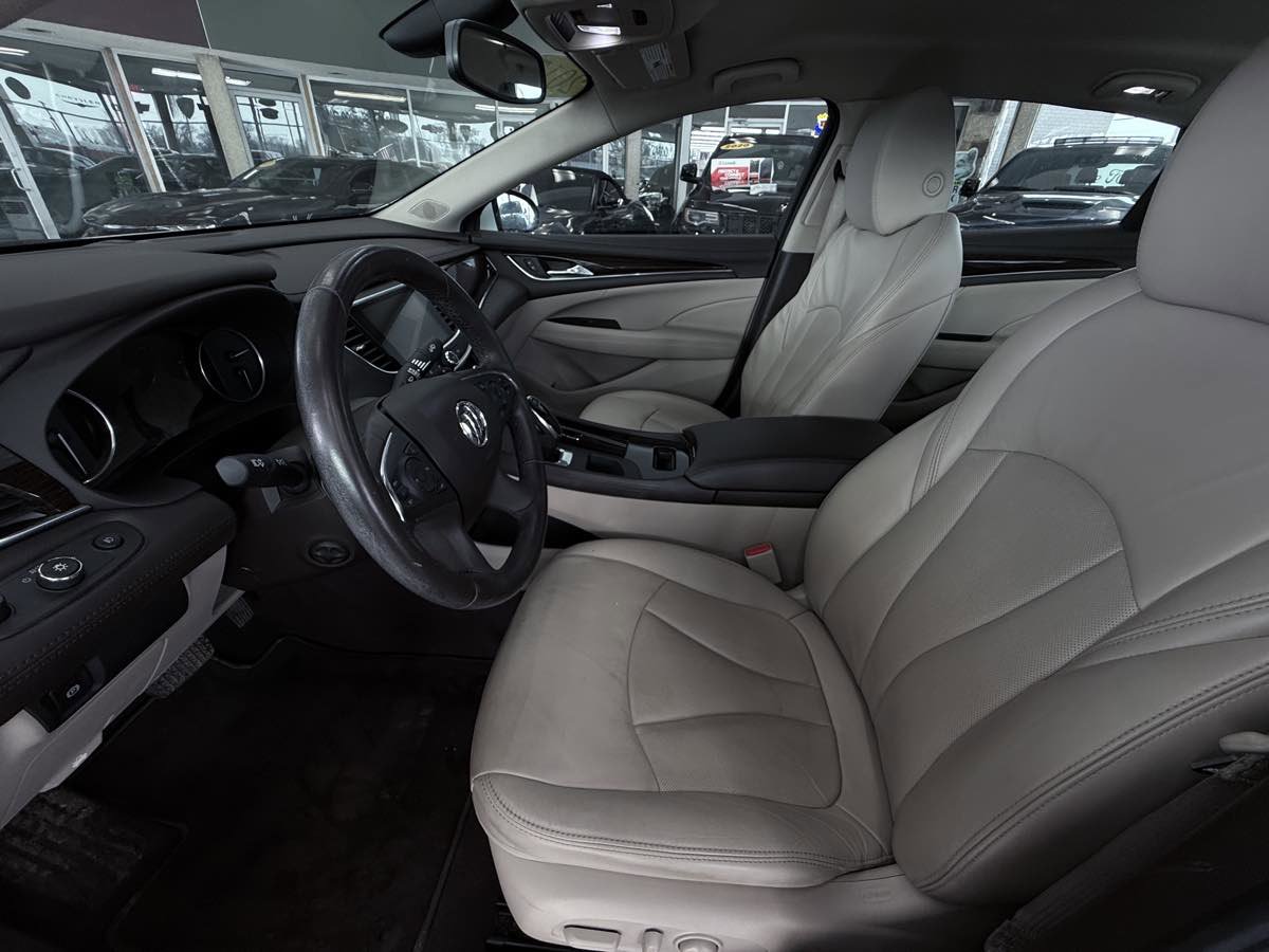 Used 2017 Buick LaCrosse Essence image 25