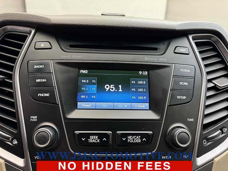 Used 2014 Hyundai Santa Fe GLS AWD/4WD image 25