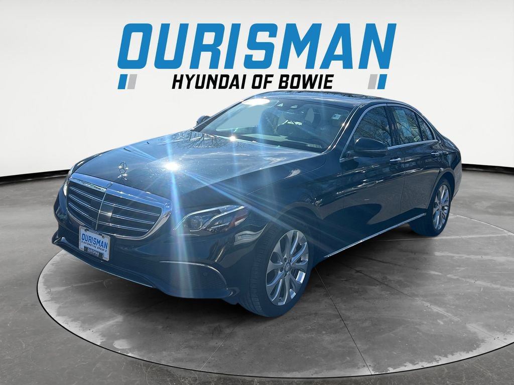 Used 2017 Mercedes-Benz E 300 4MATIC image 2