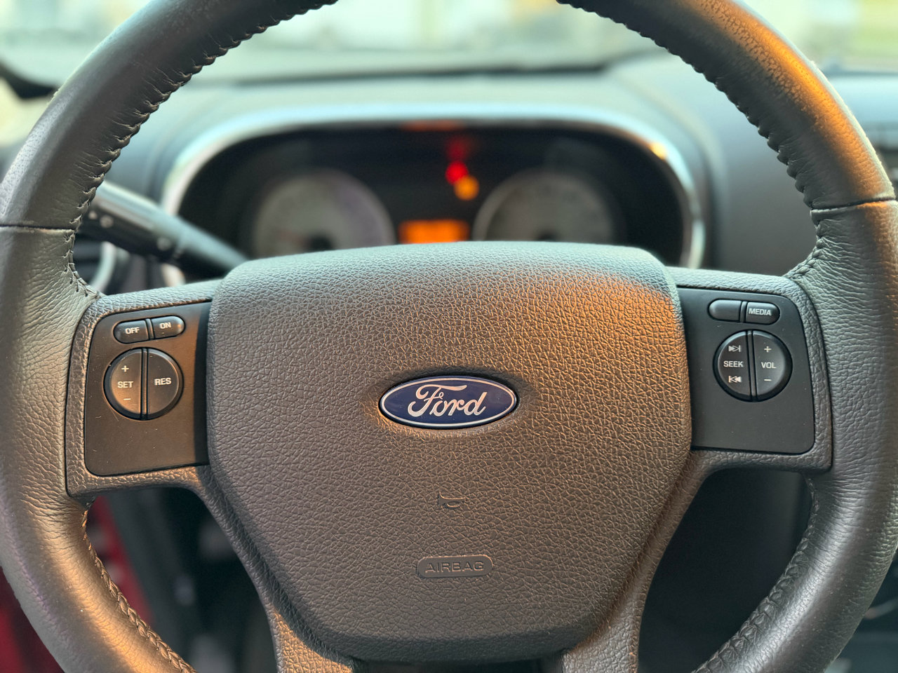 Used 2010 Ford Explorer Sport Trac XLT image 20