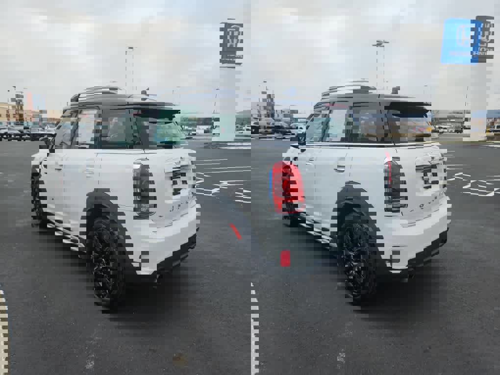 Used 2019 MINI Cooper Countryman S w/ Premium Package image 4