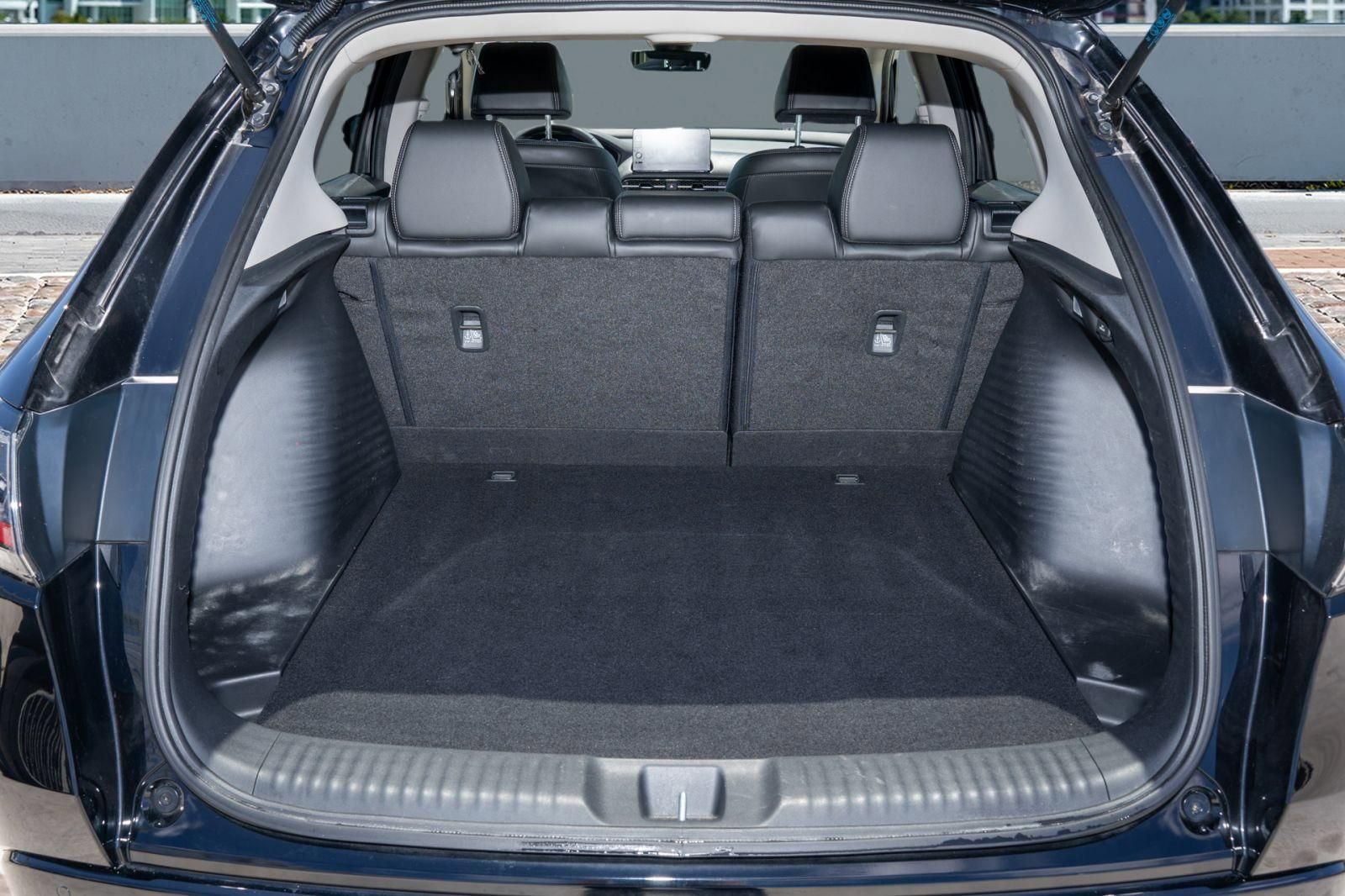 Certified 2024 Honda HR-V EX-L image 10