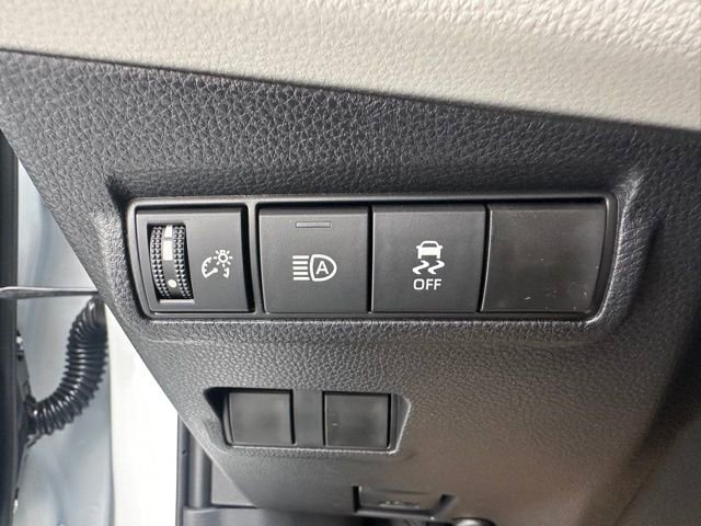 New 2026 Toyota Corolla Cross L image 18