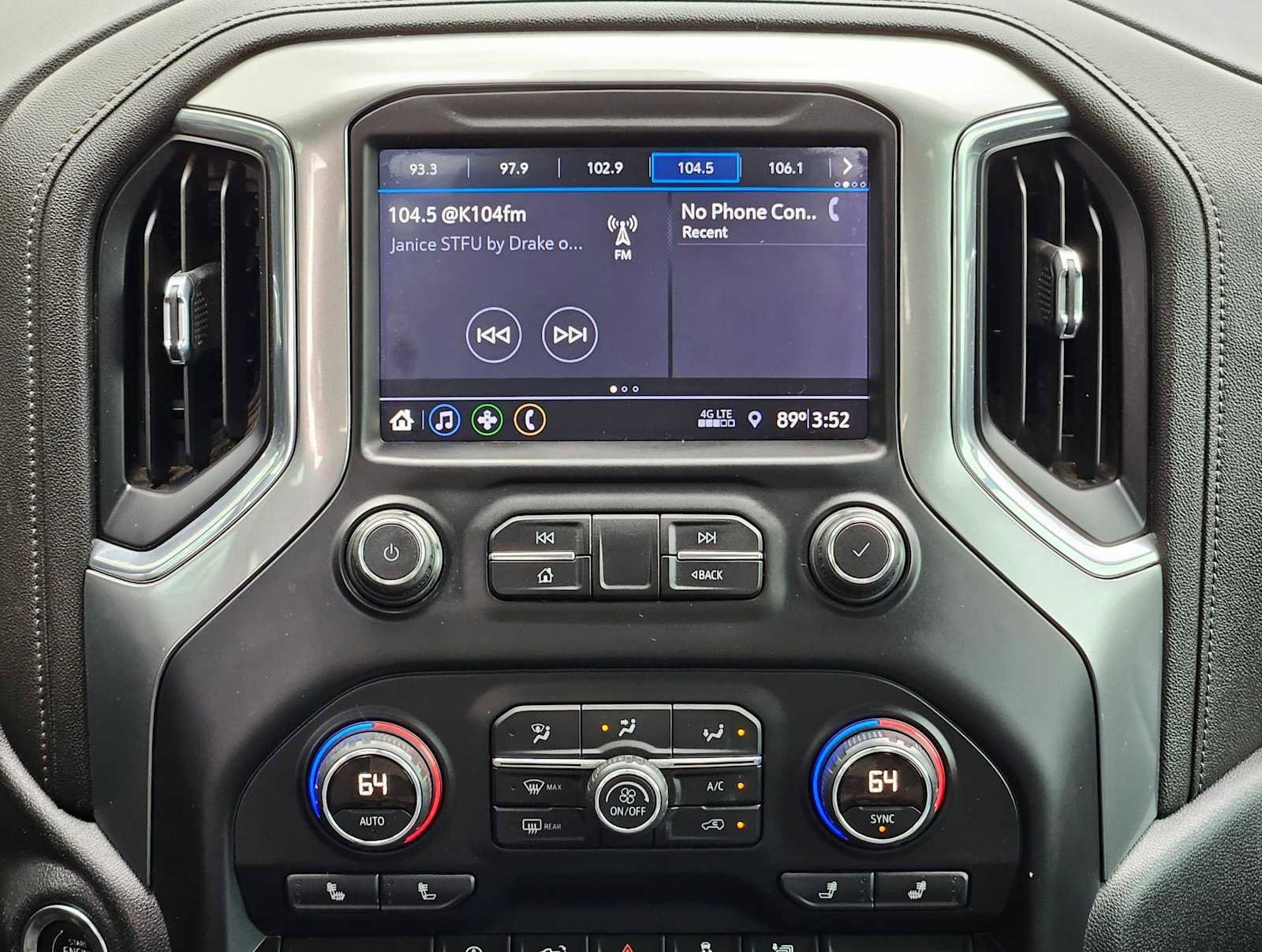 Used 2019 Chevrolet Silverado 1500 LT w/ Texas Edition RWD image 23