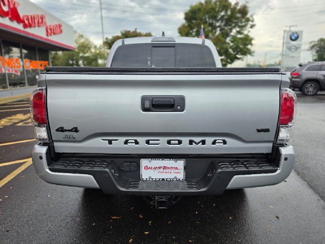 Used 2023 Toyota Tacoma Limited AWD/4WD image 6