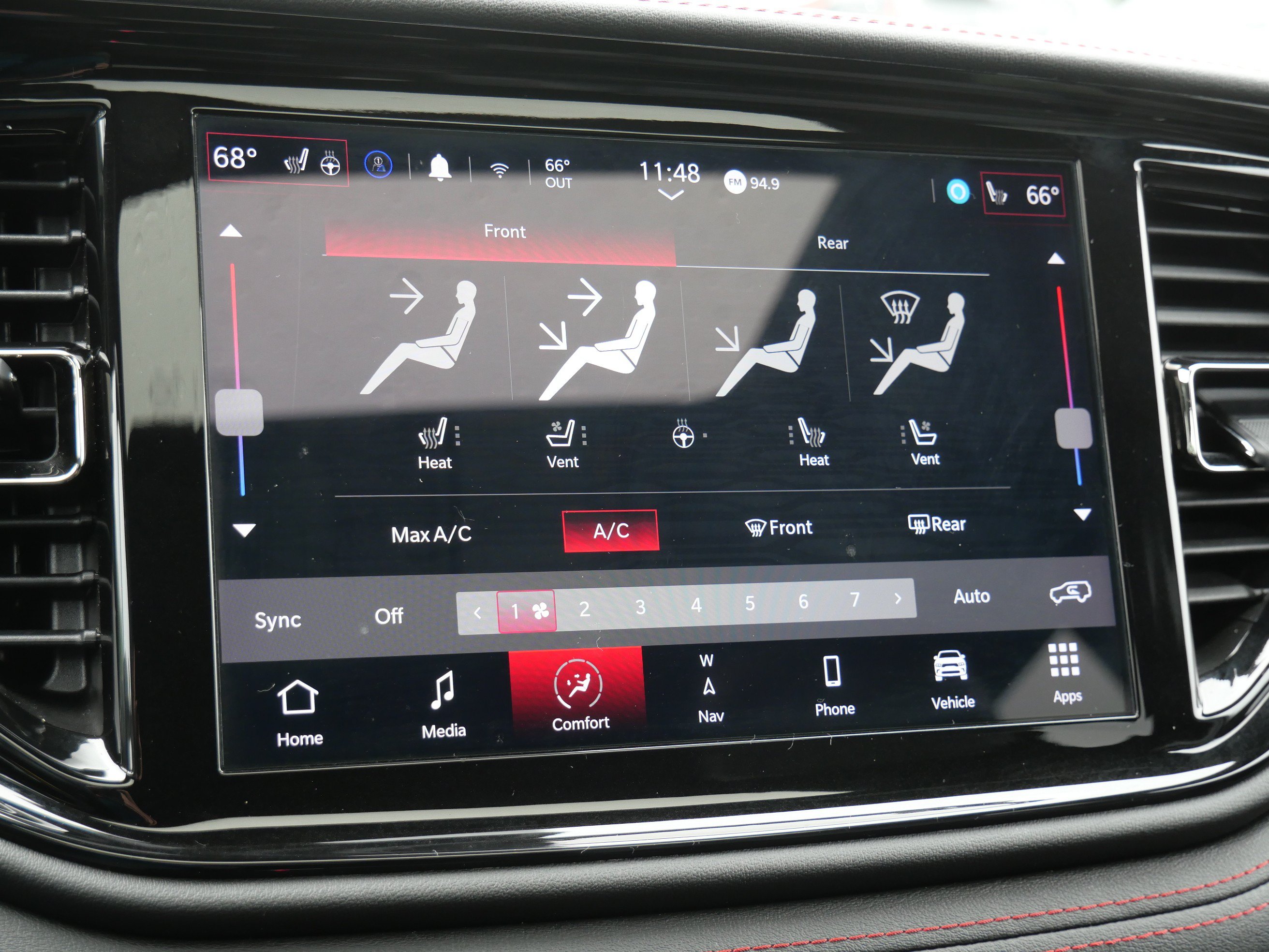 Used 2024 Dodge Durango R/T AWD/4WD image 26