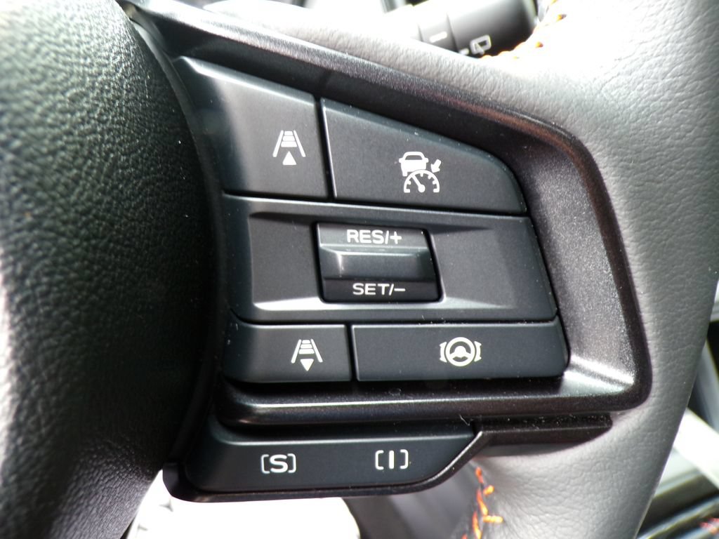 Used 2024 Subaru Crosstrek 2.5i Limited w/ Crosstrek Mirror Package AWD/4WD image 30