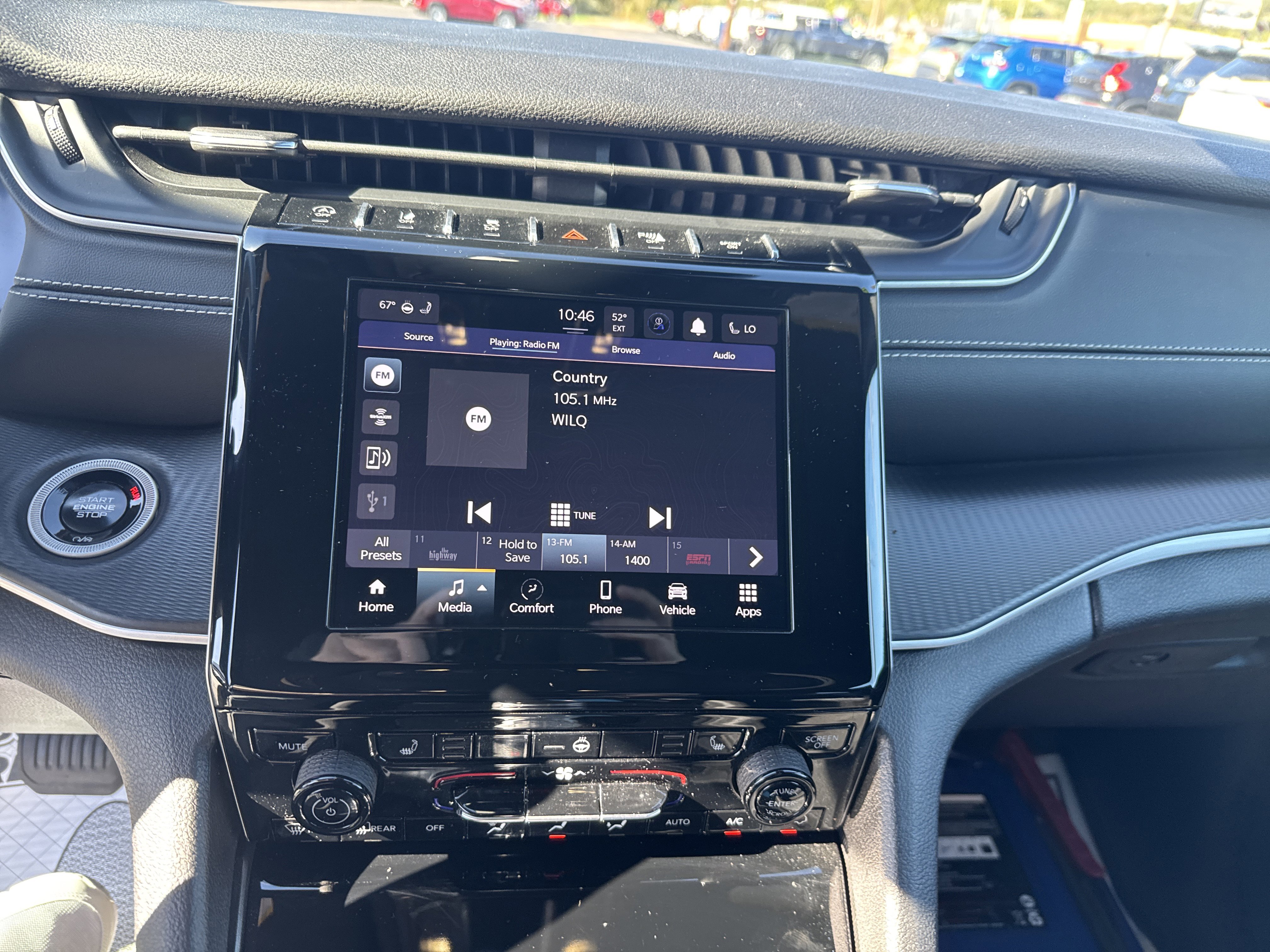 Used 2024 Jeep Grand Cherokee L Laredo image 24