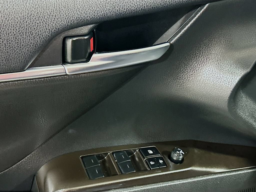 Used 2024 Toyota Camry LE FWD image 15