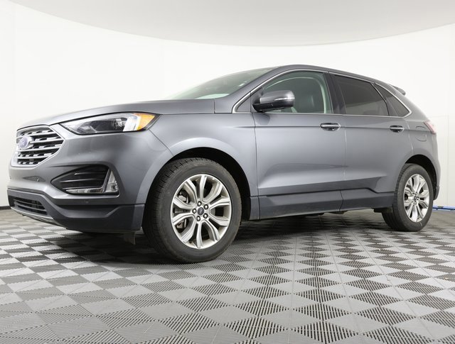 Used 2024 Ford Edge Titanium image 1