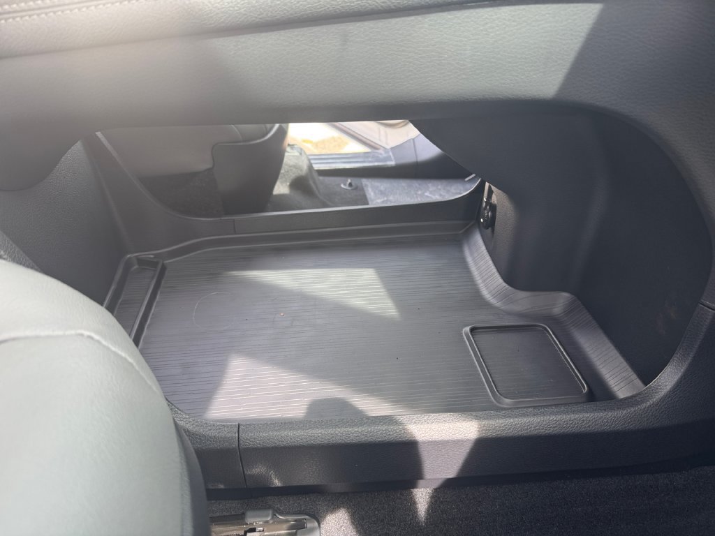 New 2026 Toyota Sienna XLE FWD image 20