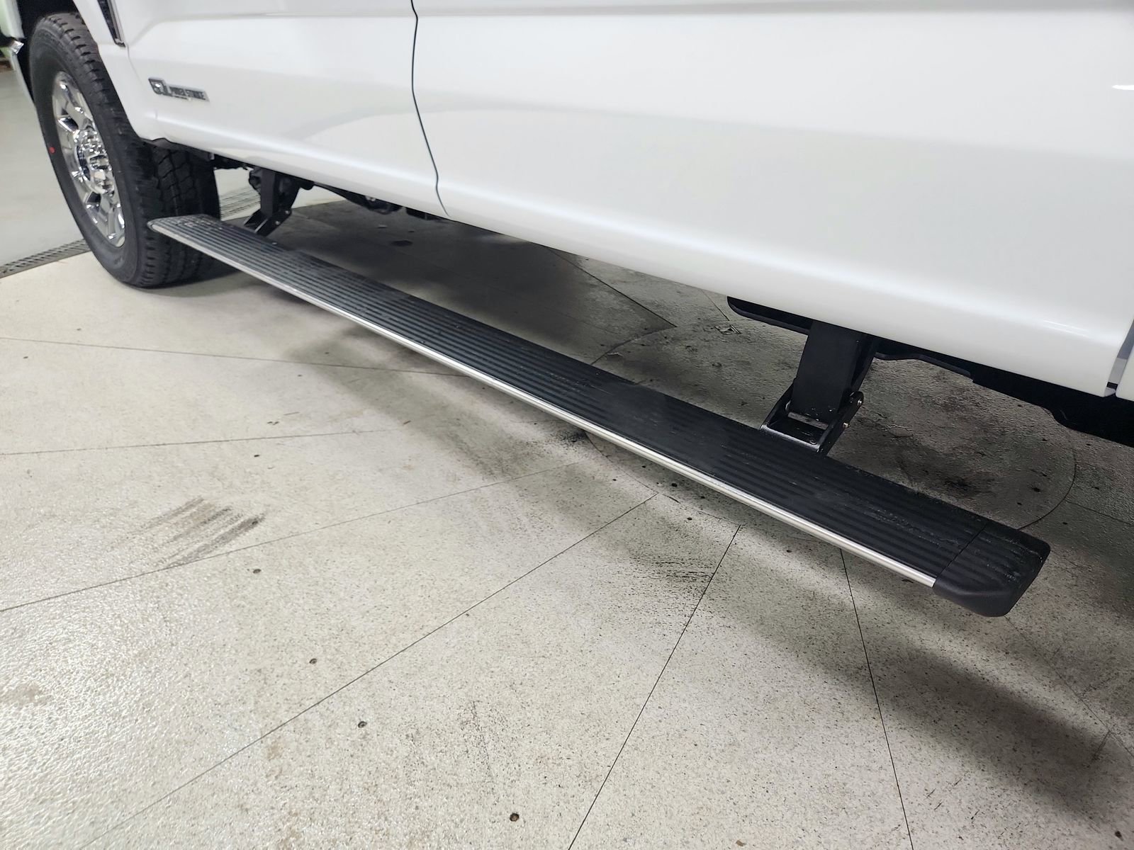 New 2026 Ford F250 Lariat w/ Chrome Package image 48