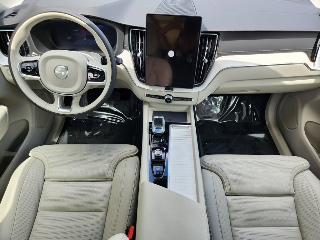 New 2026 Volvo XC60 B5 Ultra w/ Climate Package AWD/4WD image 16