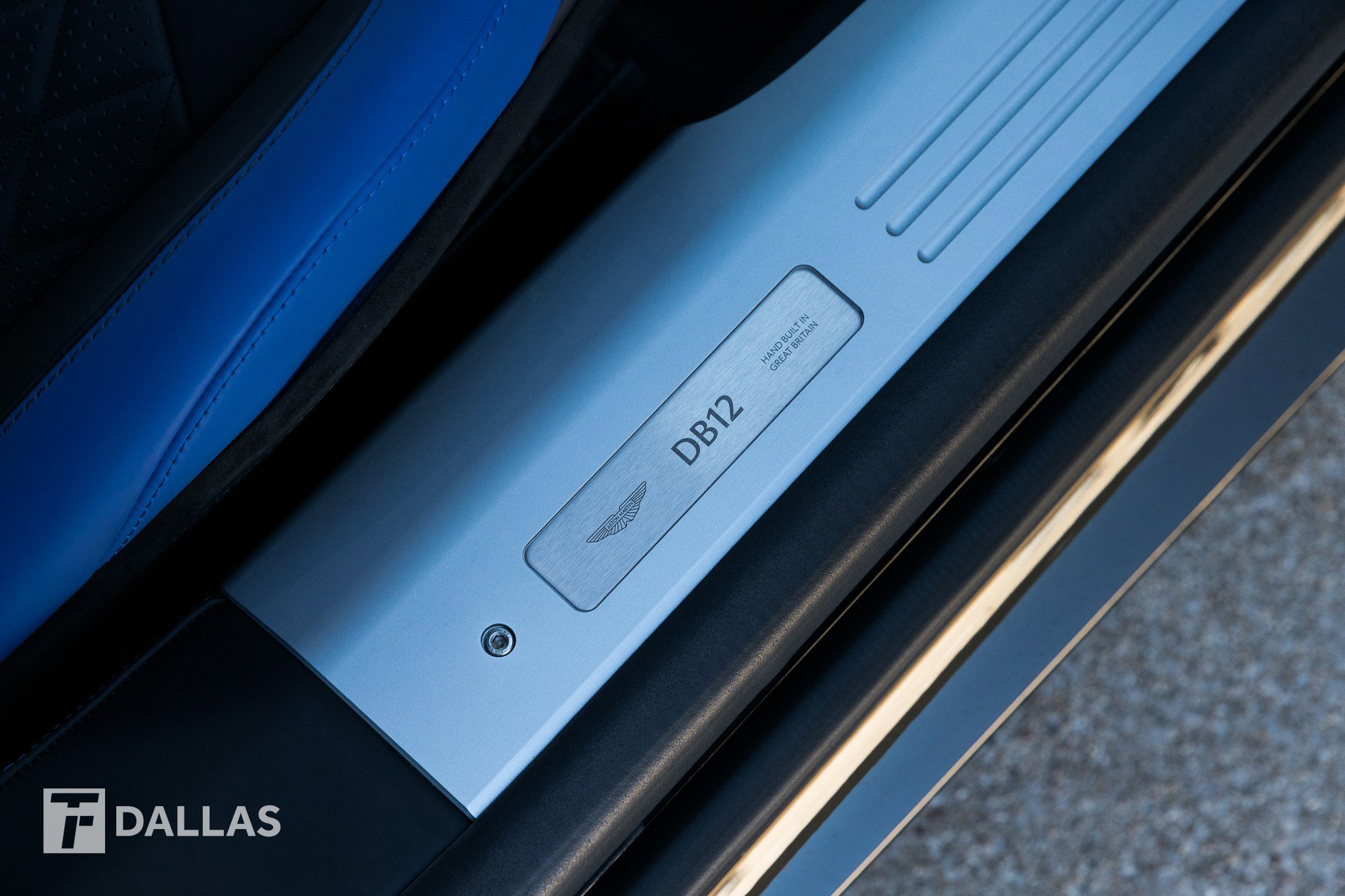 Used 2024 Aston Martin DB12 Coupe image 31