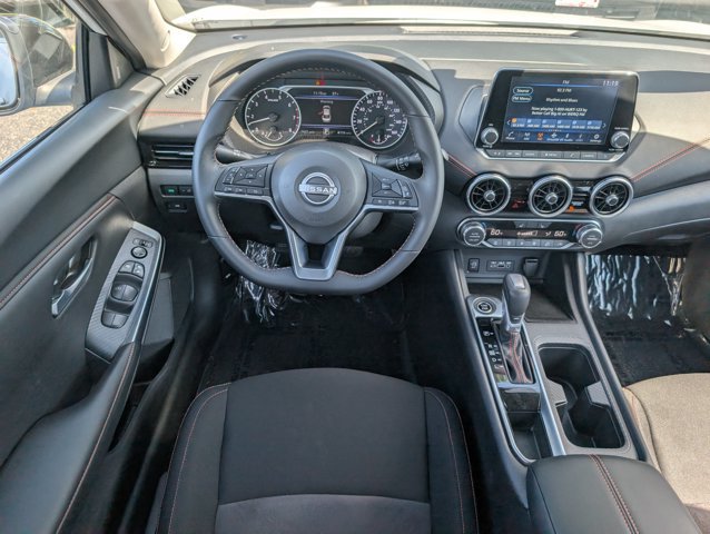 Certified 2025 Nissan Sentra SR FWD image 17