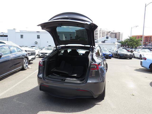 Used 2023 Tesla Model Y Performance AWD/4WD image 27
