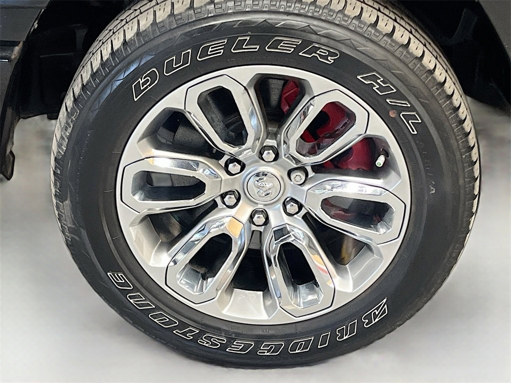 Used 2023 RAM 1500 Laramie image 32