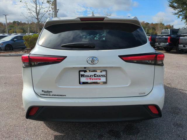 Certified 2020 Toyota Highlander XLE image 5