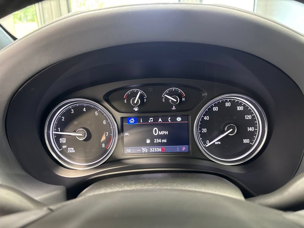 Used 2023 Buick Enclave Essence w/ Experience Buick Package AWD/4WD image 17