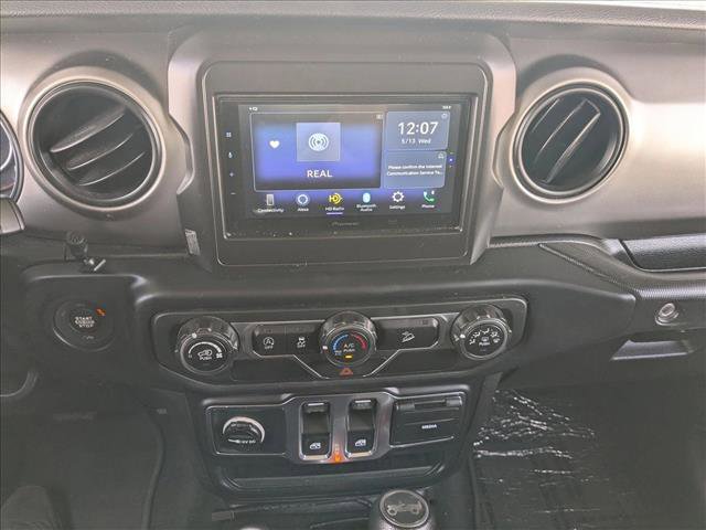 Used 2019 Jeep Wrangler Sport AWD/4WD image 13